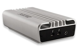 Promise SANLink 4Gb Fibre Channel to Thunderbolt Adapter Promise SANLink 4Gb Fibre Channel to Thunderbolt Adapter